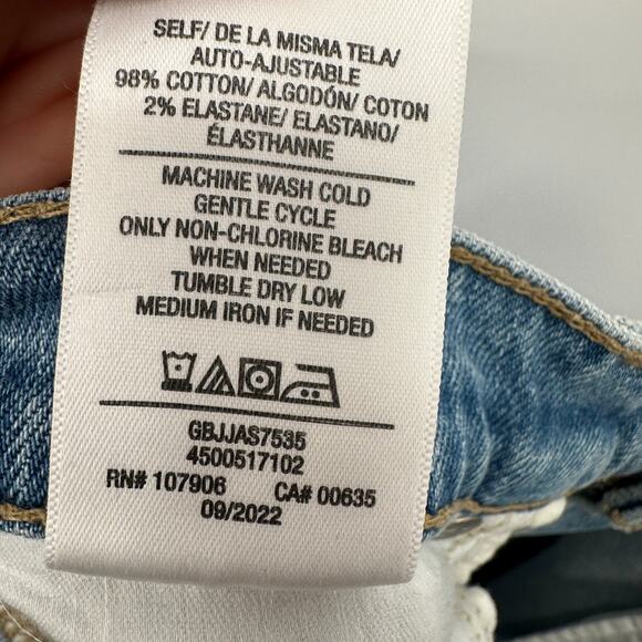 Hudson Faye Ultra High-Rise Flare Petite Jean with Contrast Color // 32 Petite - Picture 14 of 14